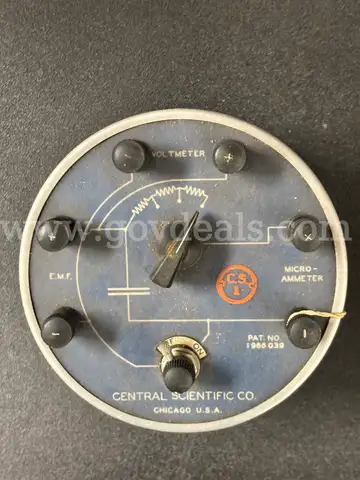 Central Scientific Co. Electrometer (E.M.F., Voltmeter, Micro-ammeter)