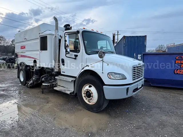 2016 Freightliner M2 Medium Duty