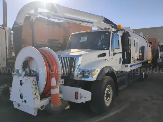 2007 International 7400