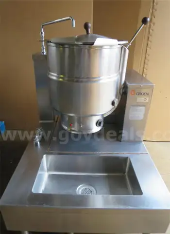 GROEN TDH/40 10 GALLON (40QT) COUNTERTOP TILT KETTLE
