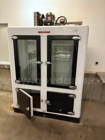 Old Fashioned Beverage Cooler