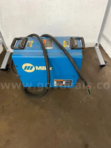 Miller XMT 304 CC DC Inverter Arc Welder