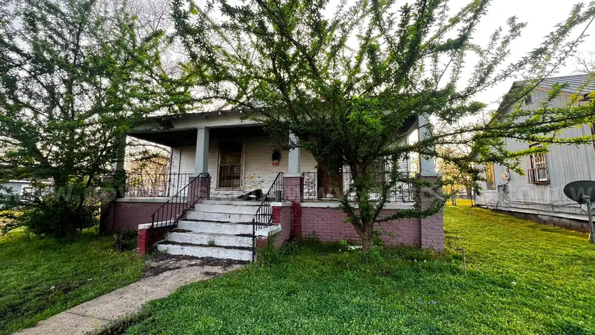 929 Court T Birmingham, AL 35214