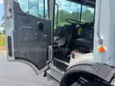 2010 Mack MRU613 w/ 17yard mcnelus