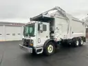 2010 Mack MRU600 Heil front loader