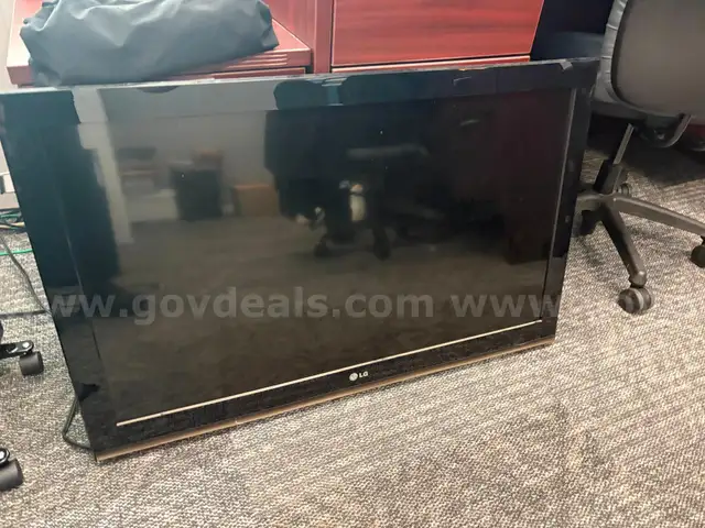 42" LG Flatscreen TV & 42" Sanyo Flatscreen
