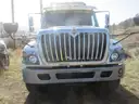 2016 International/Navistar WorkStar 7400 Inline 6-Cylinder (9.3L) N9 Diesel Garbage Truck