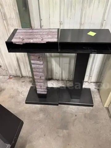 Metal Podiums (Qty 2)