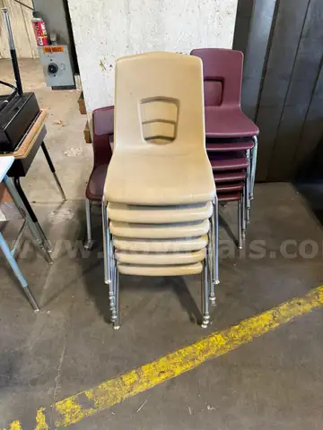 Large Classroom Chairs (Qty 13)