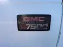 2000 GMC C7H042