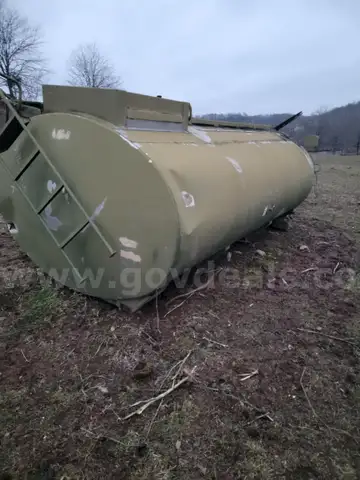 Tank 2800 gallon