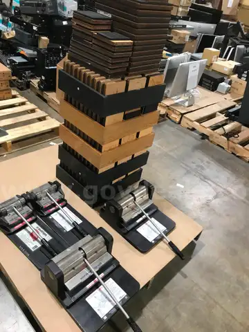 LOT OF 176 ASSORTED ELLISON BLOCKS / 4 CUTTING -LETTER MACHINES