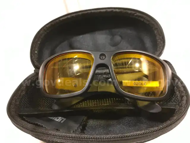 LOT OF 15 LISTO RECORDING GLASSES WITH CARRYING CASE!