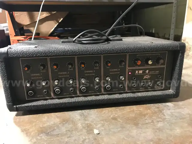 PEAVEY XM4 4-CHANNEL MIXER AMPLIFIER
