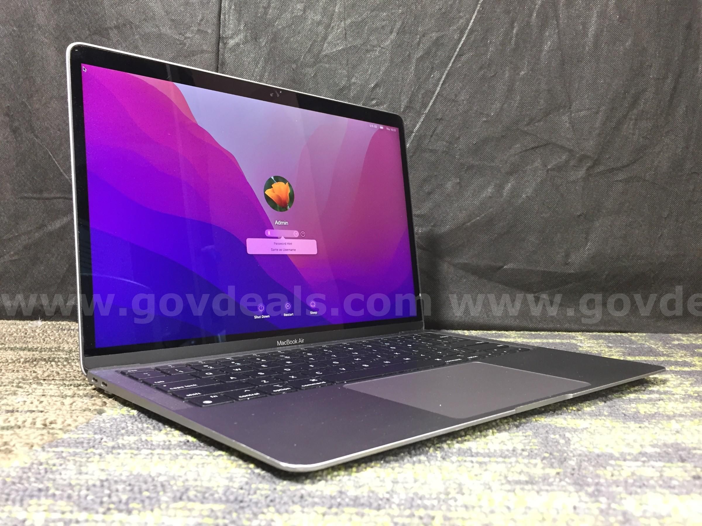 MacBook本体 MacBook Air M1 (2020) 8GB Amazon.co.jp: 【整備済み品】 Apple MacBook Air M1 2020(13