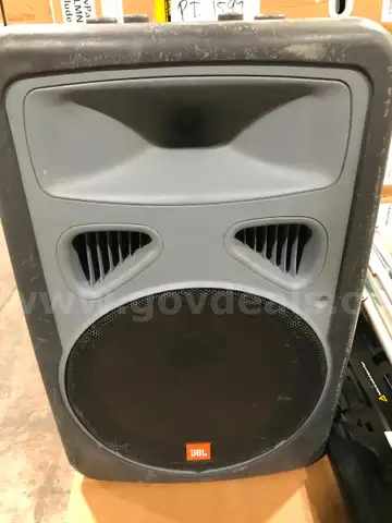PAIR OF JBL POWER15 POWERED SPEAKERS
