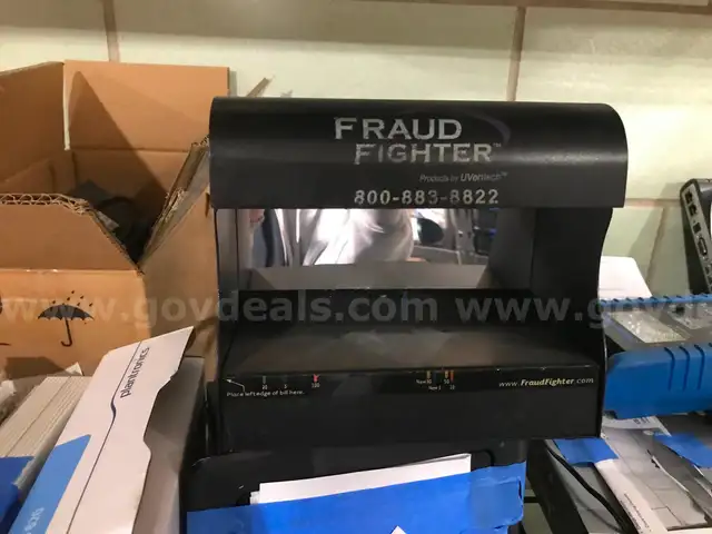 FRAUD FIGHTER- UV-16 Counterfeit Detection Scanner