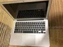 2015 MacBook Air 13.3&#x22; Core i5 8GB Ram 128GB SDD MacOS Yosemite