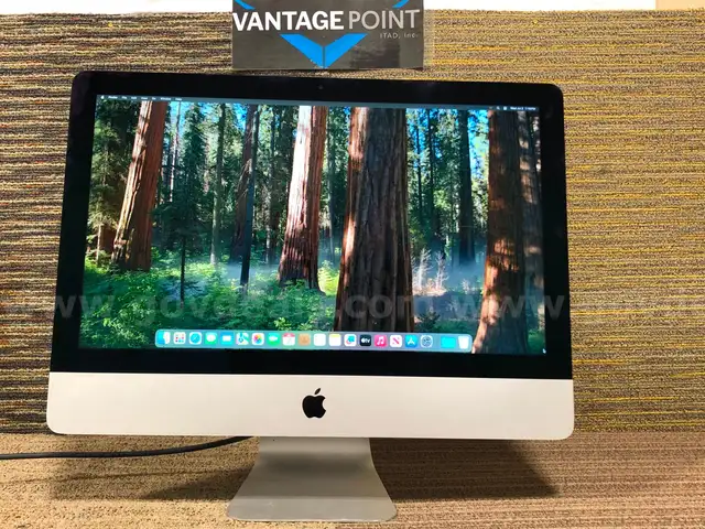 2019 iMac 27&#x22; 5K Retina Display Core i3 (8tgh Gen) 1TB HDD 8GB Ram OS Sequoia