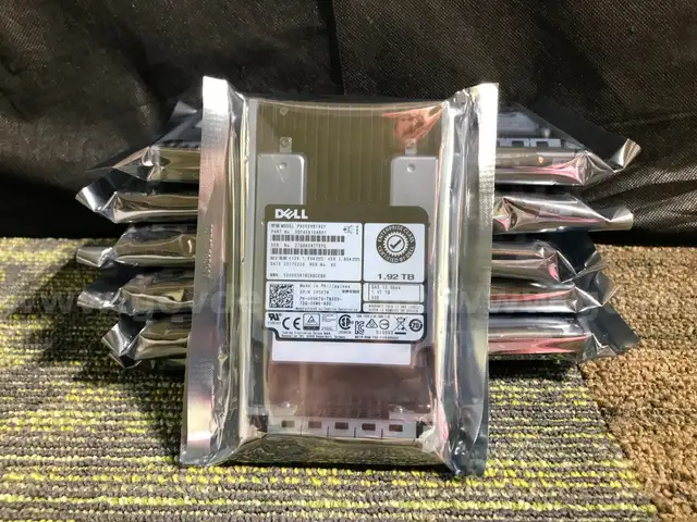 (LOT OF 14) 0V0K7V DELL 1.92TB SSD SAS 12 Gbps - PX05SVB192Y