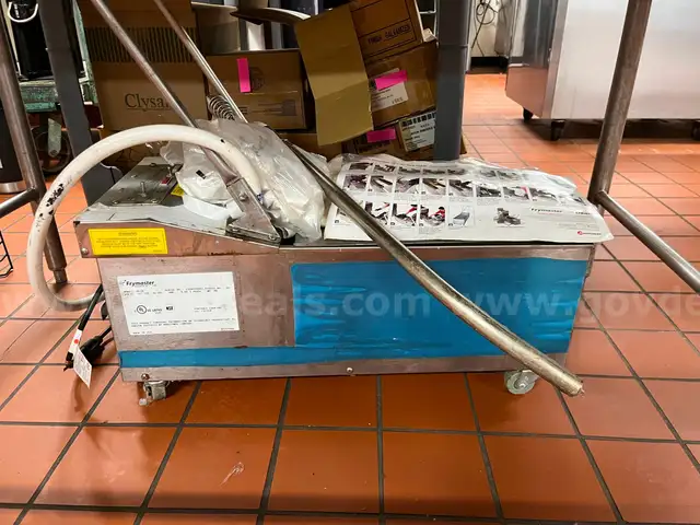 fryer cleaner extractor