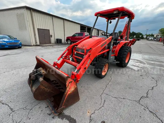 2006 Kubota L39 GST 4WD Loader Backhoe