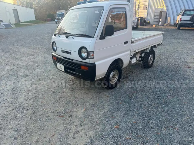 Suzuki Carry Kei truck 4x4 5 speed mini
