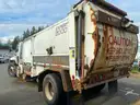 2007 International 7400 Garbage Truck  DT466 Diesel - not operable