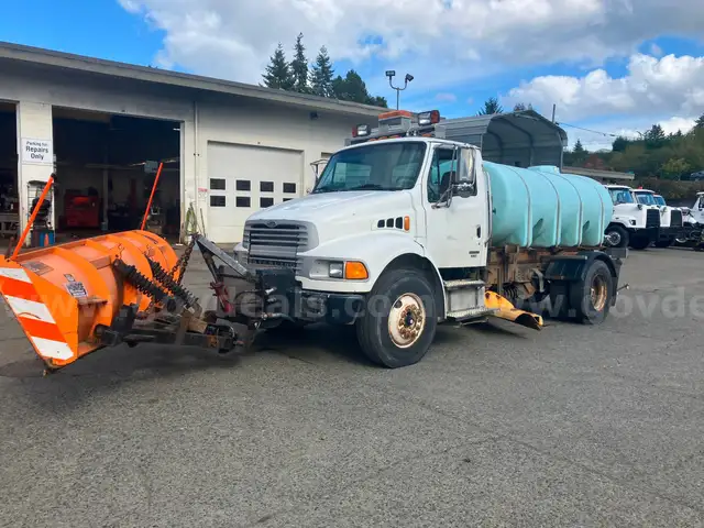 2006 Sterling  Plow/Tank Truck - Caterpillar C7 Diesel Engine