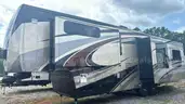 2013 Lifestyle L34SB3 5th Wheel Camper
