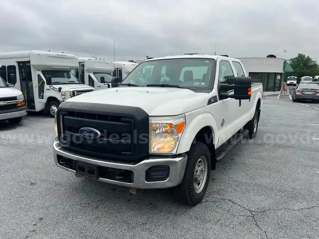 2013 Ford F-250 SD XL Crew Cab 4WD