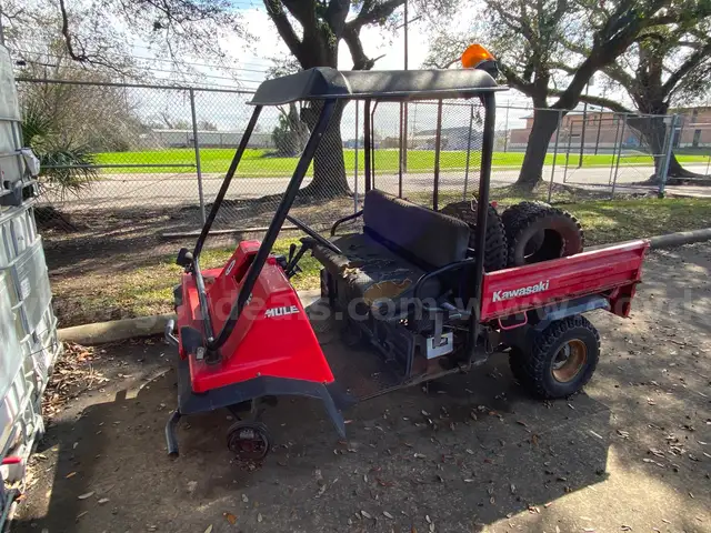 Kawasaki Mule 2500 FOR PARTS