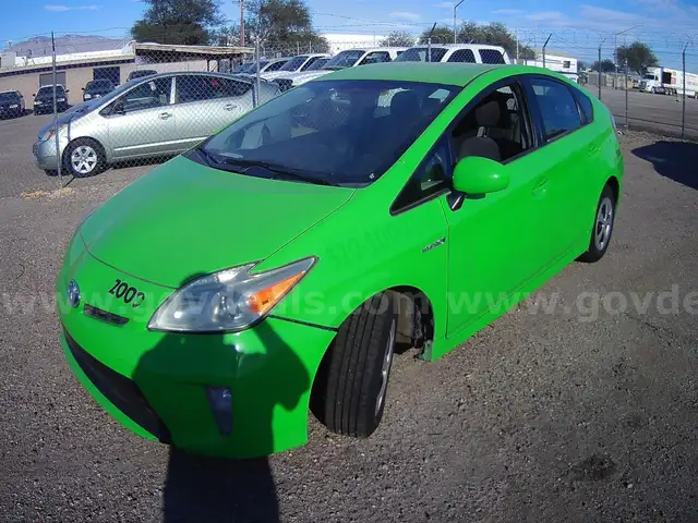 2013 Toyota Prius 4 Door Hatchback
