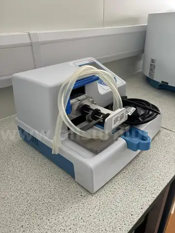 ThermoScientific  Multidrop Combi Type 836 Microplate Reagent Dispenser