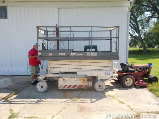 Terex Aerials Scissors Lift TS 30