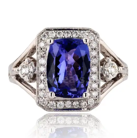 Tanzanite and Diamond Ring