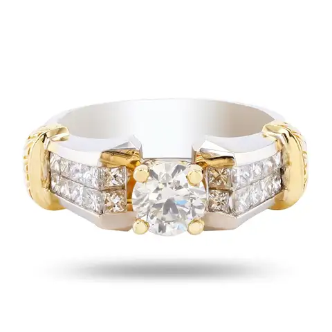 18k GOLD DIAMOND RING