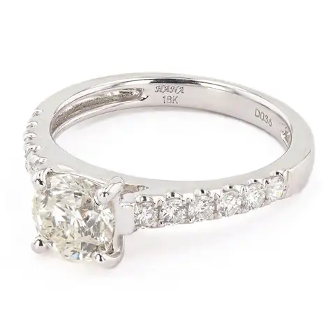 DIAMOND and WHITE GOLD RING