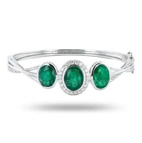 Beautiful Emerald and 18k White Gold Bangle