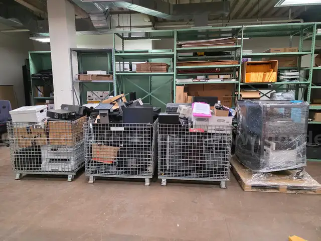 LOT OF ELECTRONICS EQUIPMENT