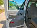 2004 Ford F-250 SD XL Crew Cab 2WD