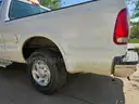 2004 Ford F-250 SD XL Crew Cab 2WD