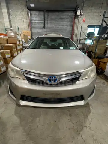 2014 Toyota Camry Hybrid