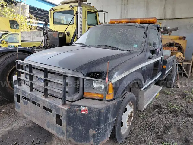 1999 Ford F-550