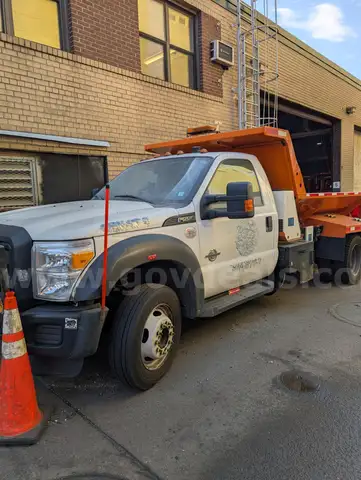 2016 Ford F-550 Haulster Truck