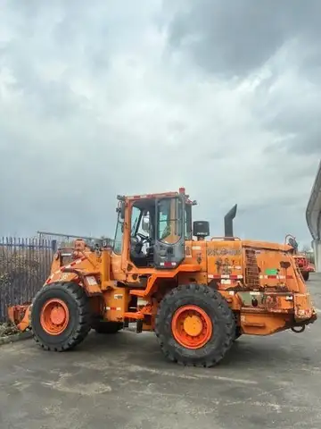 2010 DOOSAN DL200