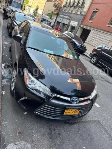 2016 Toyota Camry Hybrid