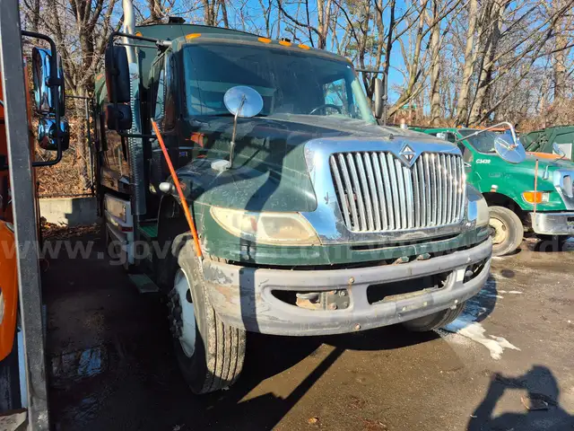 2009 International 4400