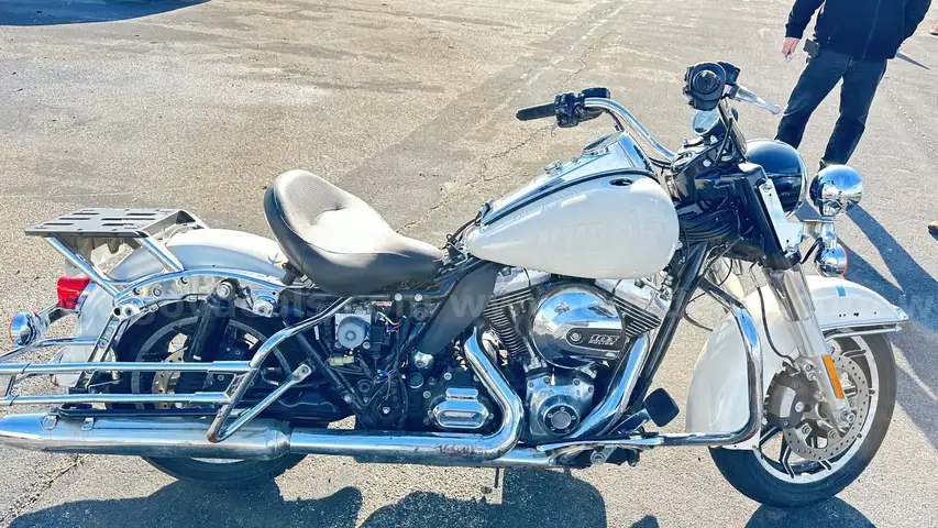 2016 Harley-Davidson FLHP