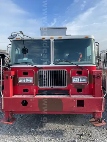 2005 Seagrave Firetruck